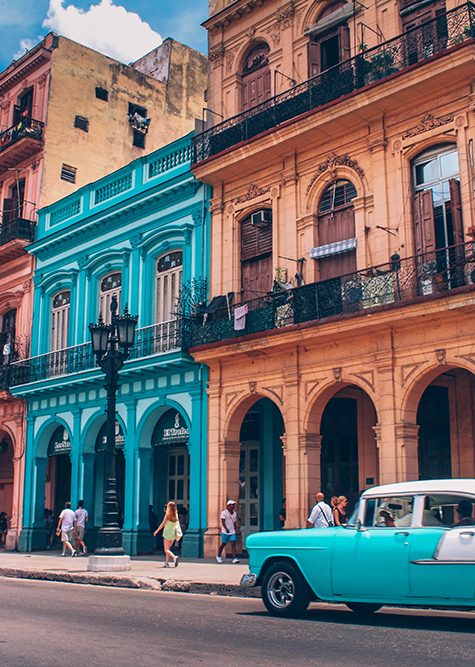 1559383211_augustin-de-montesquiou-346174-unsplash